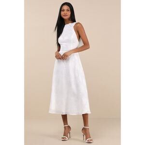 Lulus Sendoa White Burnout Cowl Back Midi Dress - Size M